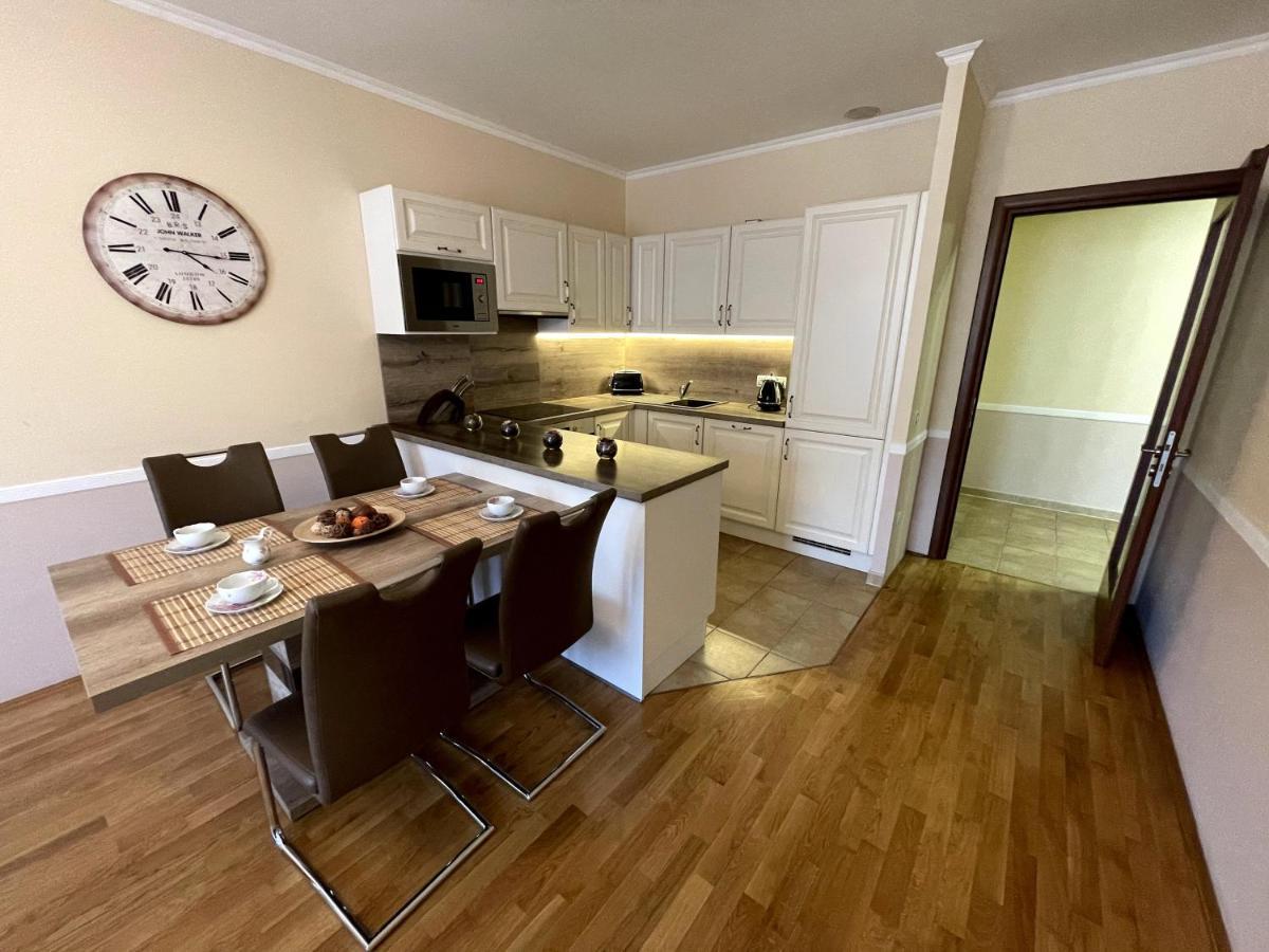 Apartment 122 Certovka Karlovy Vary Esterno foto